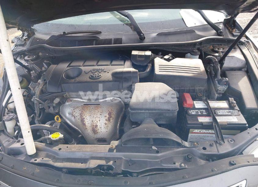 Photo 10 of 2011 Toyota Camry LE (VIN 4T4BF3EK2BR117031)