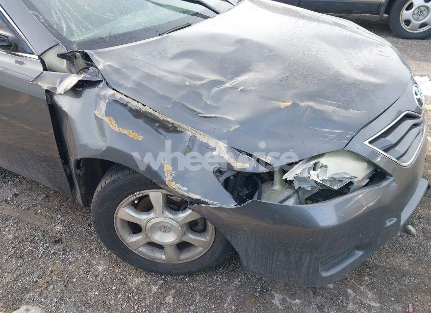 Photo 14 of 2011 Toyota Camry LE (VIN 4T4BF3EK2BR117031)