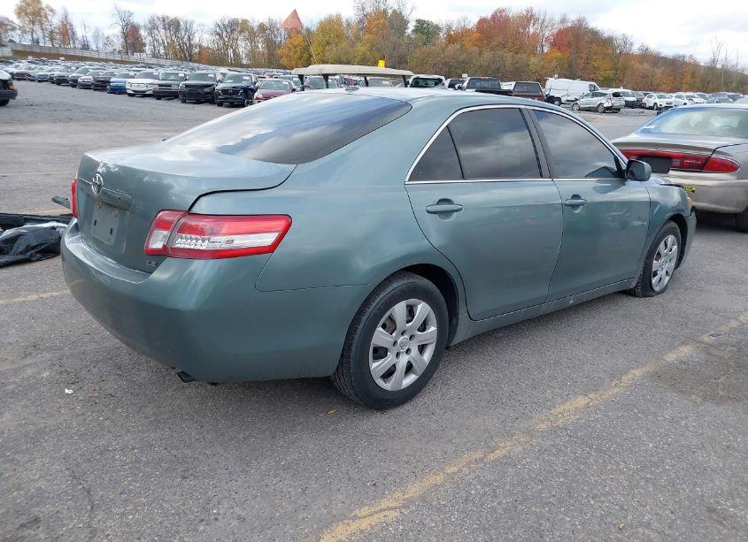 Photo 4 of 2011 Toyota Camry LE (VIN 4T4BF3EK2BR119295)