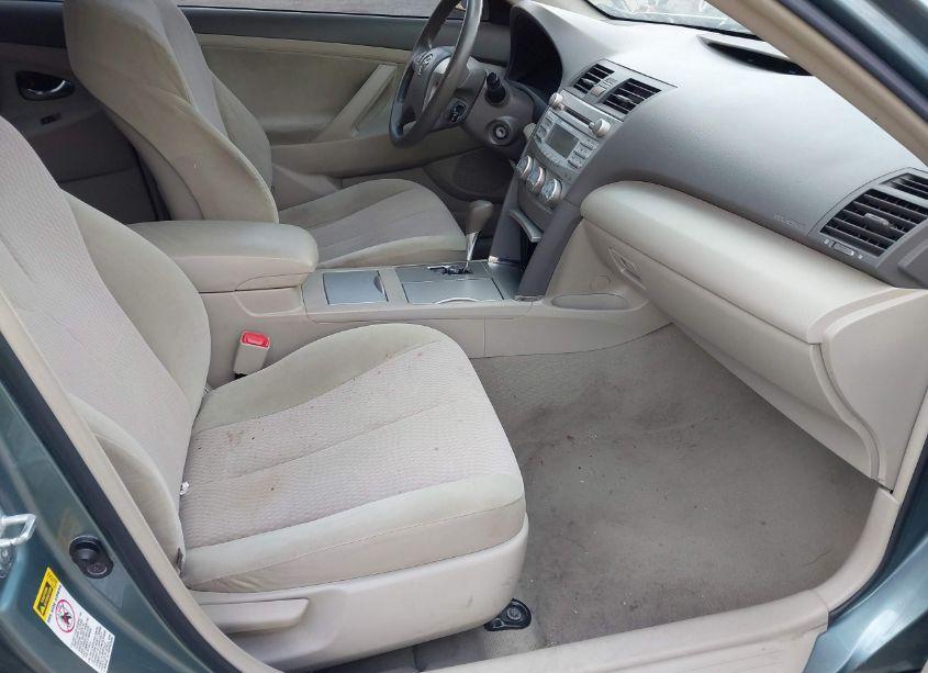 Photo 5 of 2011 Toyota Camry LE (VIN 4T4BF3EK2BR119295)
