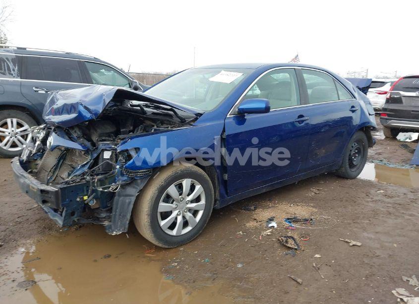 Photo 2 of 2011 Toyota Camry LE (VIN 4T4BF3EK2BR123024)