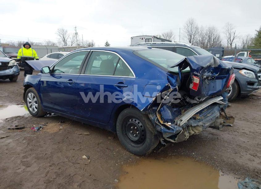 Photo 3 of 2011 Toyota Camry LE (VIN 4T4BF3EK2BR123024)