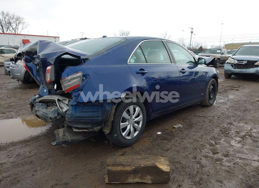 Photo 4 of 2011 Toyota Camry LE (VIN 4T4BF3EK2BR123024)