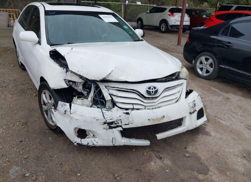 Photo 6 of 2011 Toyota Camry LE (VIN 4T4BF3EK2BR135271)