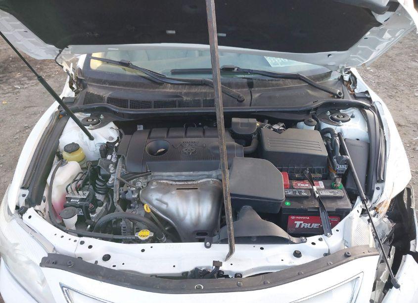 Photo 10 of 2011 Toyota Camry LE (VIN 4T4BF3EK2BR144231)