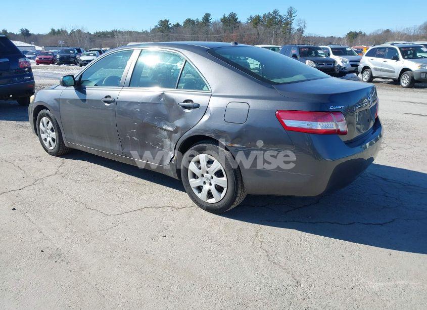 Photo 3 of 2011 Toyota Camry LE (VIN 4T4BF3EK2BR145556)