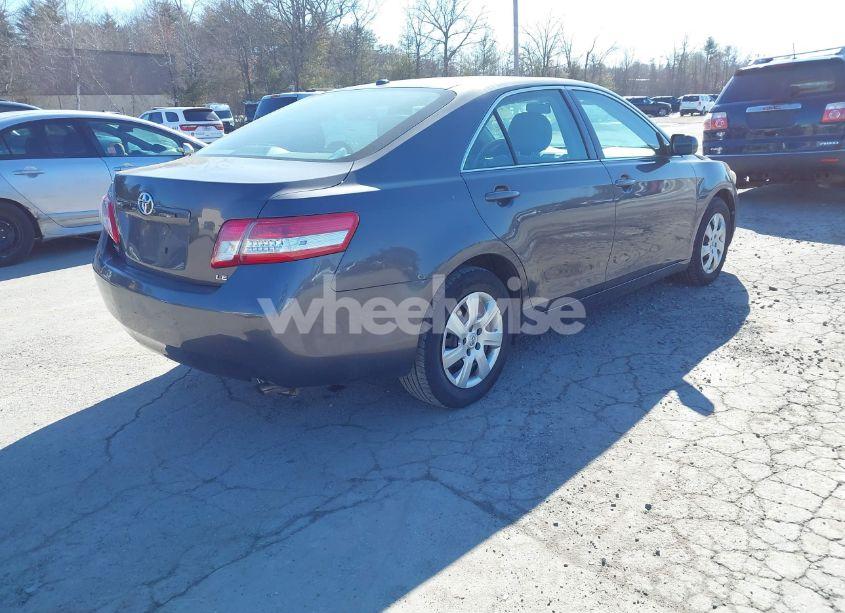 Photo 4 of 2011 Toyota Camry LE (VIN 4T4BF3EK2BR145556)