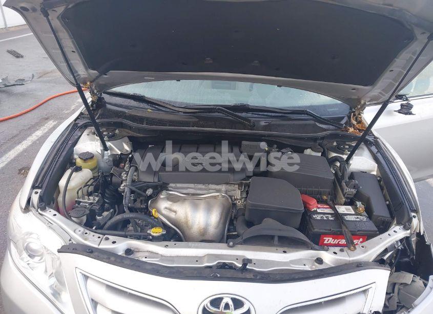 Photo 10 of 2011 Toyota Camry LE (VIN 4T4BF3EK2BR148277)