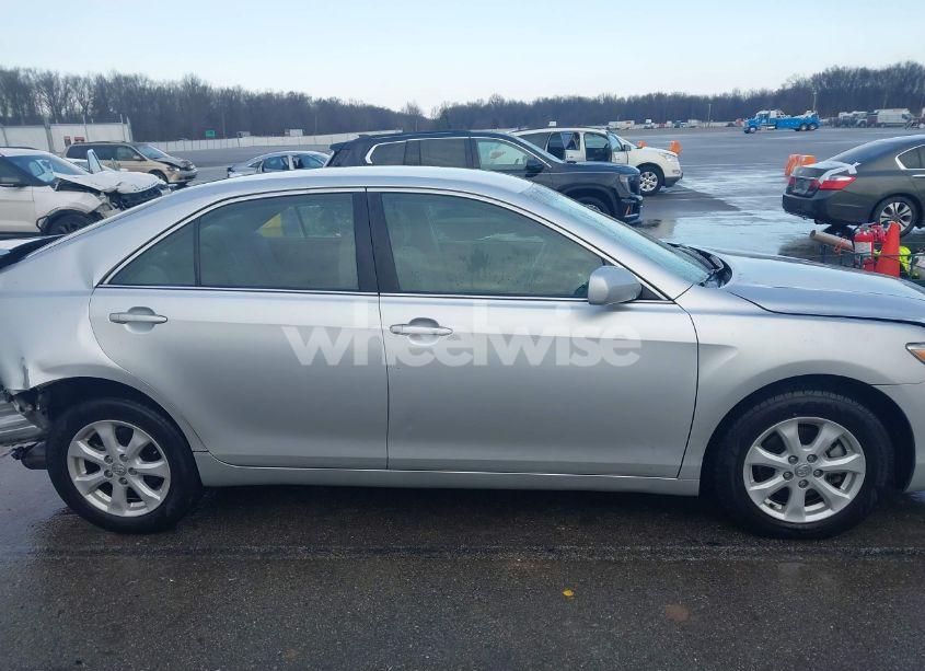 Photo 14 of 2011 Toyota Camry LE (VIN 4T4BF3EK2BR148277)