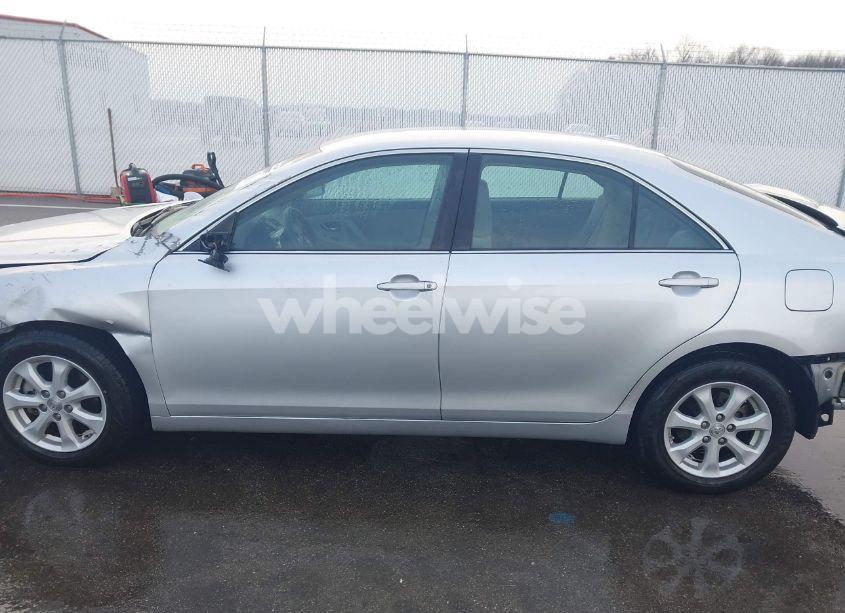 Photo 15 of 2011 Toyota Camry LE (VIN 4T4BF3EK2BR148277)