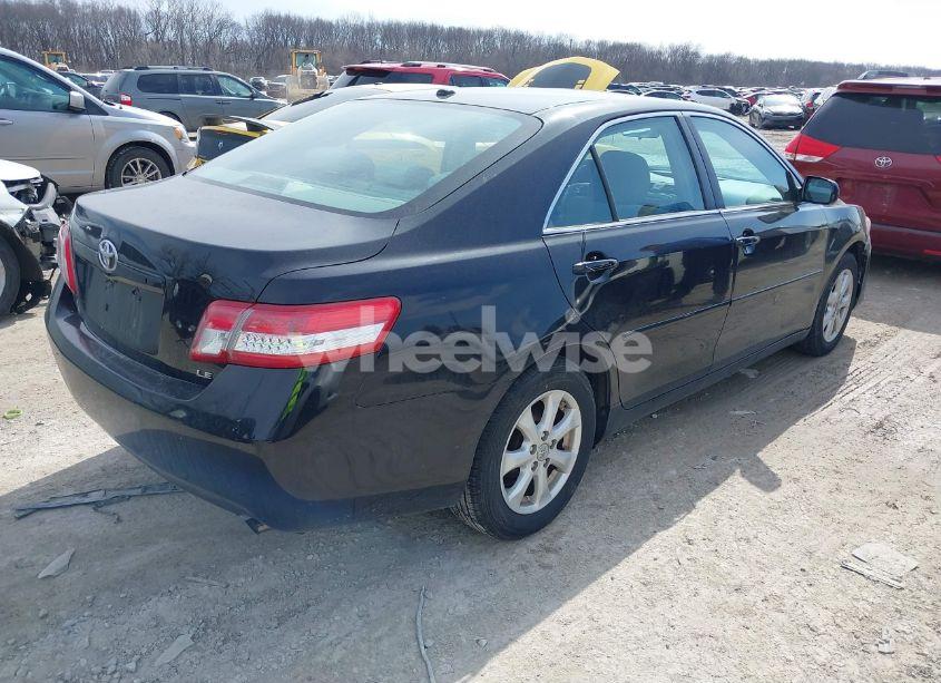 Photo 4 of 2011 Toyota Camry LE (VIN 4T4BF3EK2BR148313)