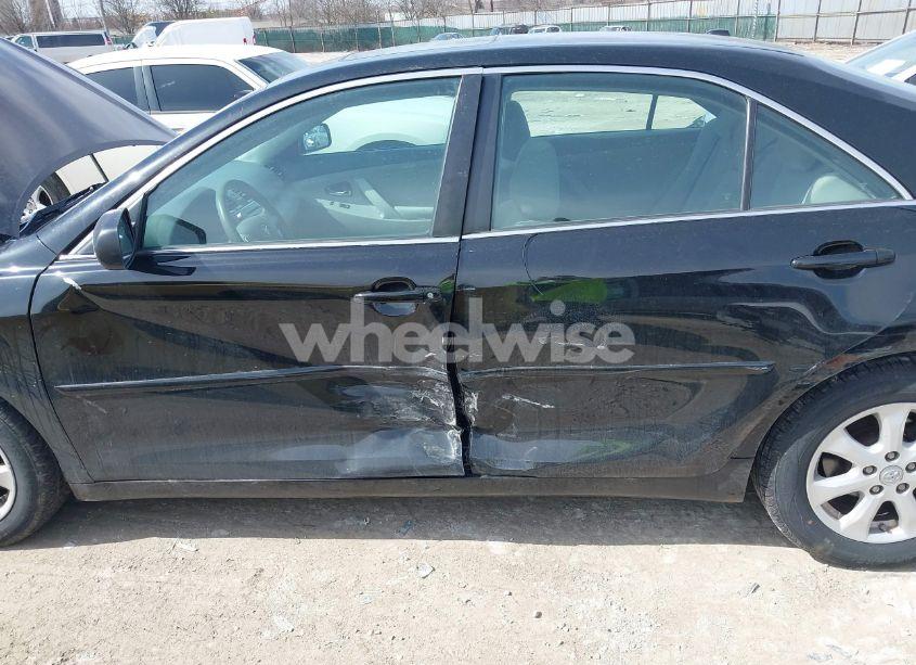 Photo 6 of 2011 Toyota Camry LE (VIN 4T4BF3EK2BR148313)