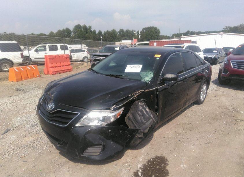 Photo 6 of 2011 Toyota Camry LE (VIN 4T4BF3EK2BR149364)