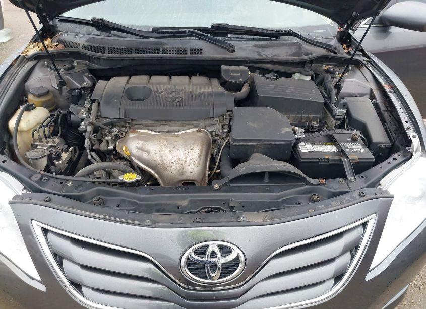 Photo 10 of 2011 Toyota Camry LE (VIN 4T4BF3EK2BR166973)