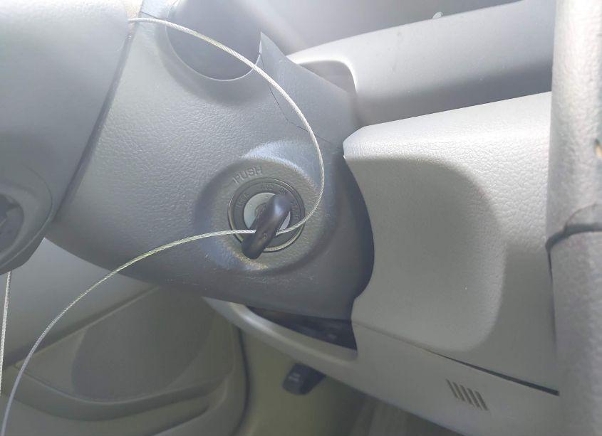 Photo 11 of 2011 Toyota Camry LE (VIN 4T4BF3EK2BR166973)