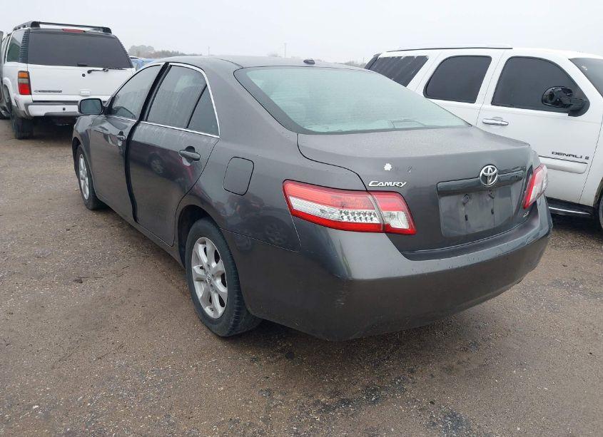 Photo 3 of 2011 Toyota Camry LE (VIN 4T4BF3EK2BR166973)