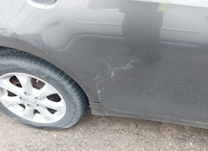 Photo 6 of 2011 Toyota Camry LE (VIN 4T4BF3EK2BR166973)