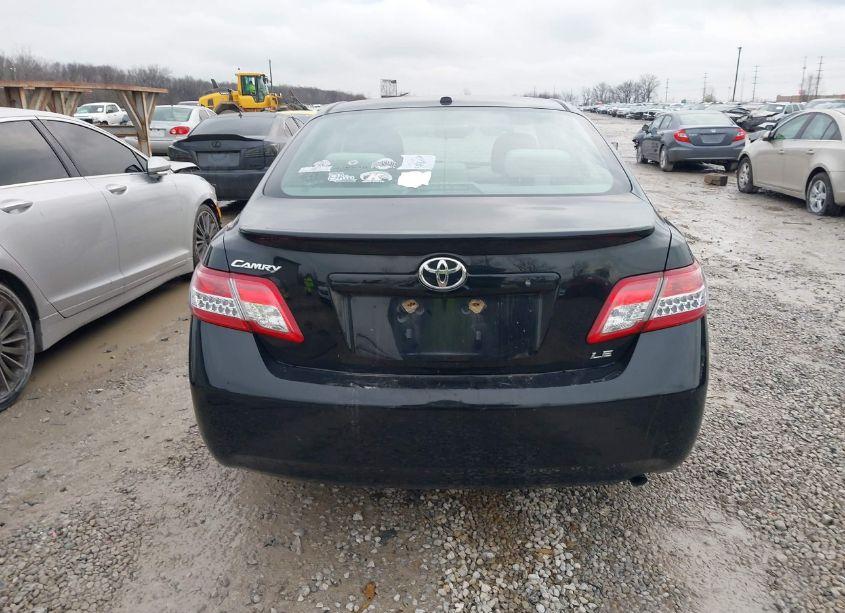 Photo 16 of 2011 Toyota Camry LE (VIN 4T4BF3EK2BR172207)