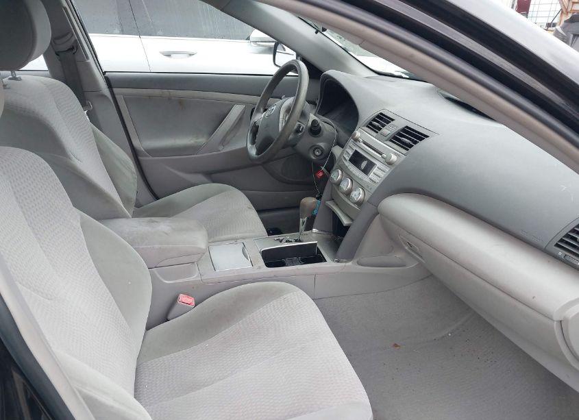Photo 5 of 2011 Toyota Camry LE (VIN 4T4BF3EK2BR172207)