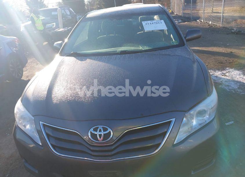 Photo 13 of 2011 Toyota Camry LE (VIN 4T4BF3EK2BR174166)