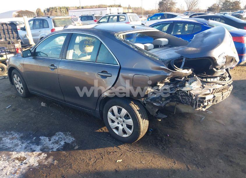 Photo 3 of 2011 Toyota Camry LE (VIN 4T4BF3EK2BR174166)