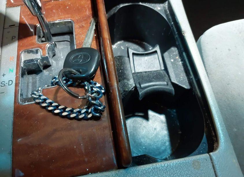 Photo 11 of 2011 Toyota Camry XLE (VIN 4T4BF3EK2BR178072)