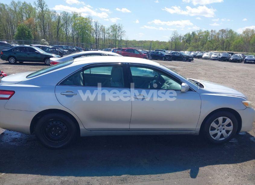 Photo 13 of 2011 Toyota Camry LE (VIN 4T4BF3EK2BR180937)