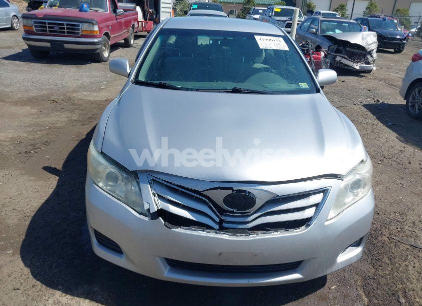 Photo 6 of 2011 Toyota Camry LE (VIN 4T4BF3EK2BR180937)