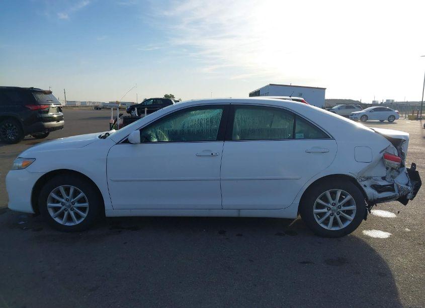 Photo 14 of 2011 Toyota Camry XLE (VIN 4T4BF3EK2BR181487)