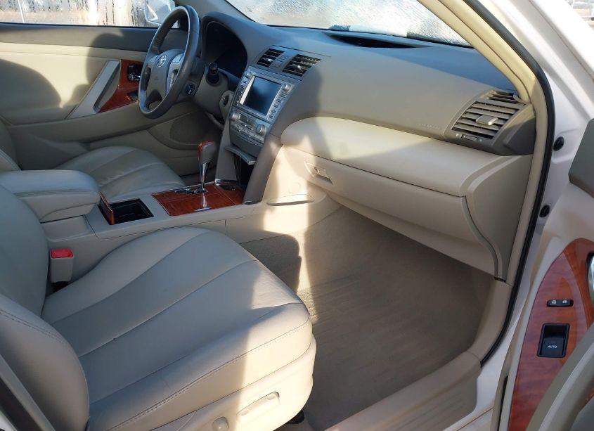 Photo 5 of 2011 Toyota Camry XLE (VIN 4T4BF3EK2BR181487)