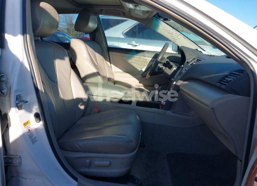 Photo 5 of 2011 Toyota Camry XLE (VIN 4T4BF3EK2BR187225)