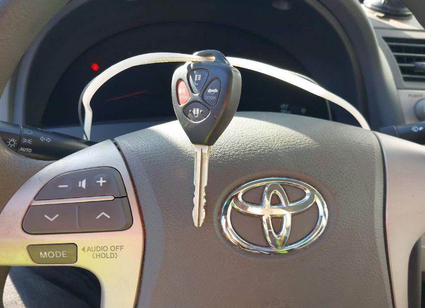 Photo 11 of 2011 Toyota Camry LE (VIN 4T4BF3EK2BR193185)