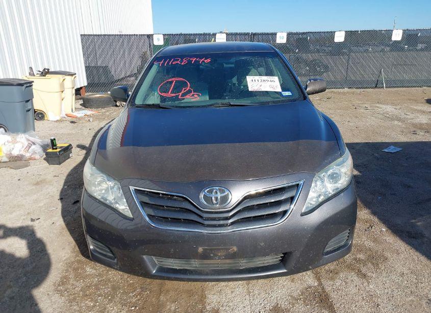 Photo 13 of 2011 Toyota Camry LE (VIN 4T4BF3EK2BR193185)