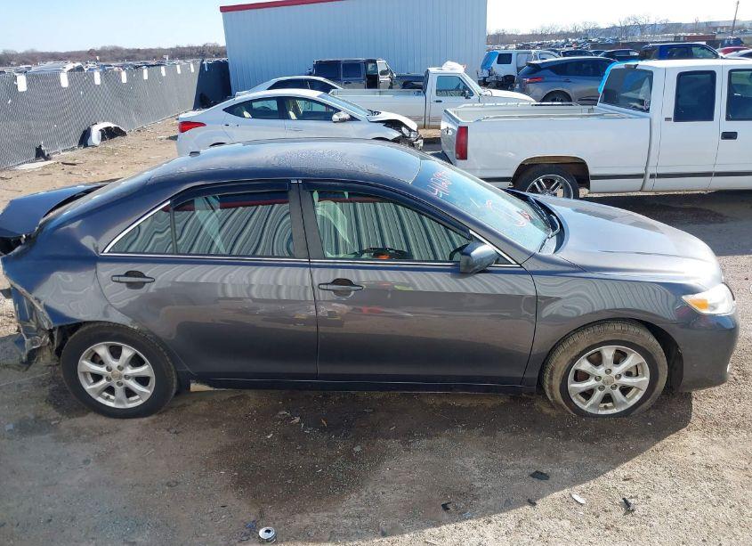 Photo 14 of 2011 Toyota Camry LE (VIN 4T4BF3EK2BR193185)