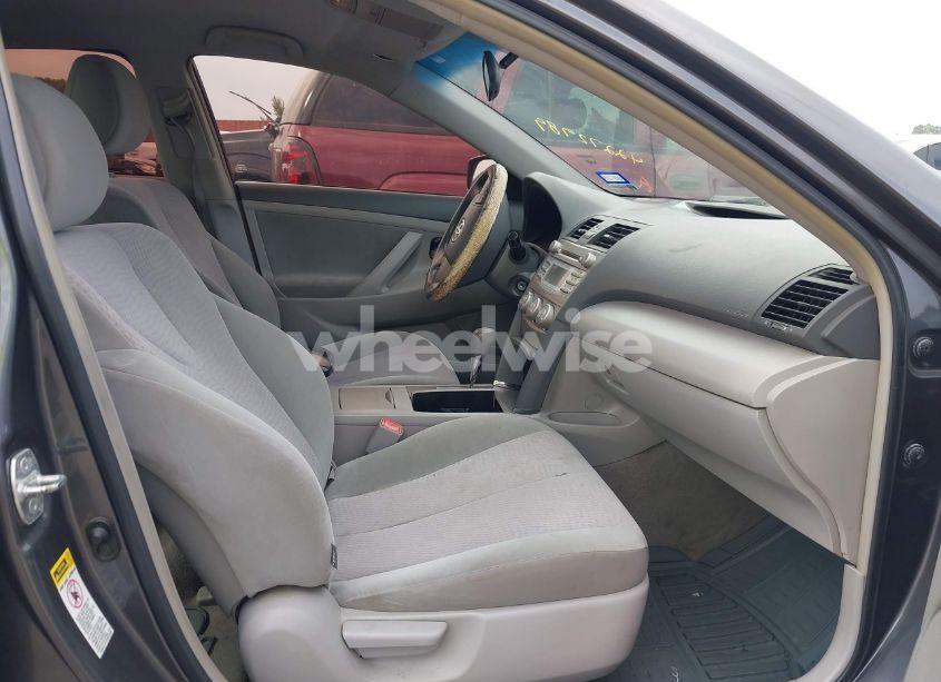 Photo 5 of 2011 Toyota Camry LE (VIN 4T4BF3EK2BR199116)