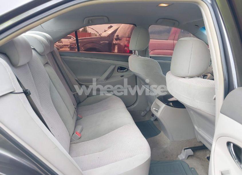 Photo 8 of 2011 Toyota Camry LE (VIN 4T4BF3EK2BR199116)