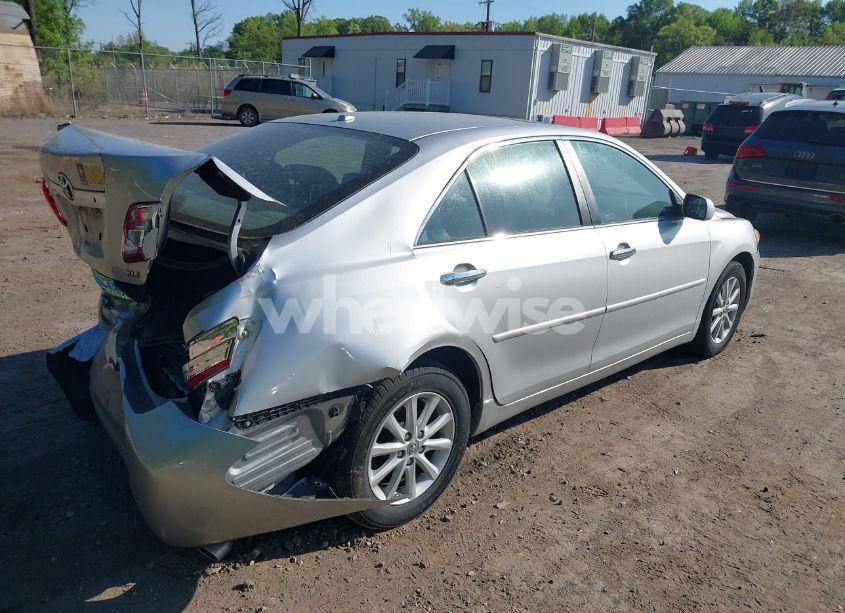 Photo 4 of 2011 Toyota Camry XLE (VIN 4T4BF3EK2BR211720)