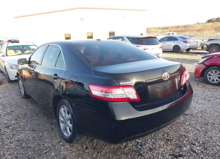 Photo 3 of 2011 Toyota Camry LE (VIN 4T4BF3EK2BR218697)