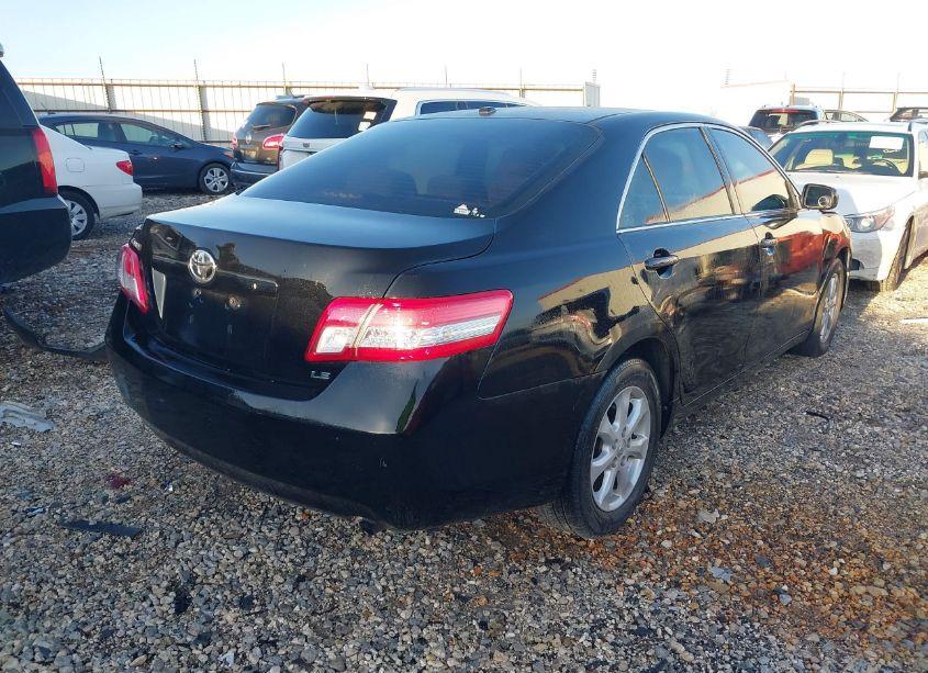 Photo 4 of 2011 Toyota Camry LE (VIN 4T4BF3EK2BR218697)