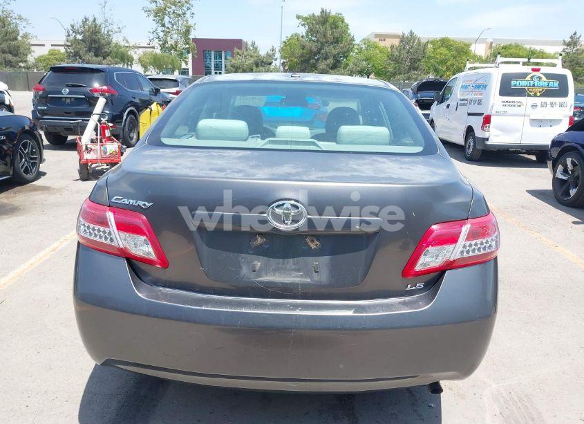 Photo 16 of 2011 Toyota Camry LE (VIN 4T4BF3EK2BR219008)