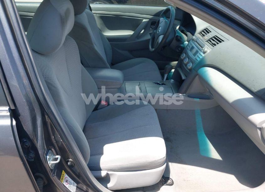 Photo 5 of 2011 Toyota Camry LE (VIN 4T4BF3EK2BR219008)