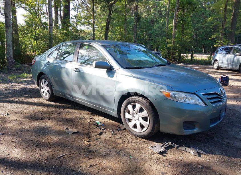 2010 Toyota Camry LE (VIN 4T4BF3EK3AR007099) main photo