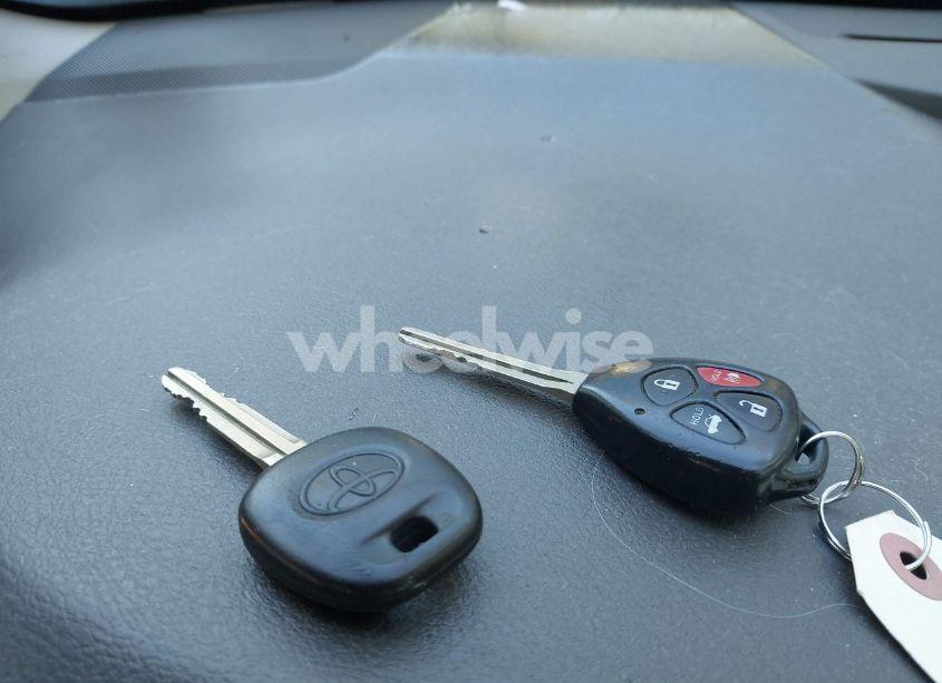 Photo 11 of 2010 Toyota Camry LE (VIN 4T4BF3EK3AR007099)