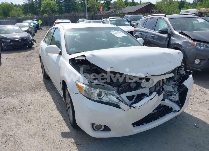 2010 Toyota Camry LE/SE/XLE (VIN 4T4BF3EK3AR009631) main photo
