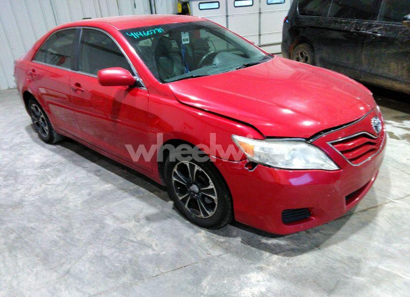 2010 Toyota Camry LE (VIN 4T4BF3EK3AR025487) main photo