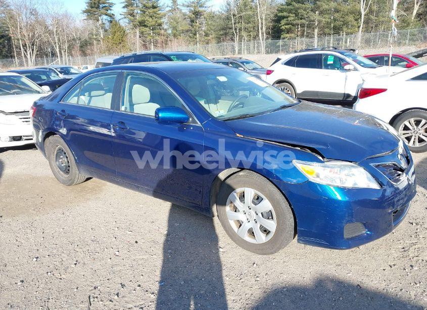 2010 Toyota Camry LE (VIN 4T4BF3EK3AR030608) main photo