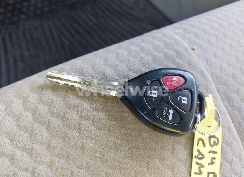 Photo 11 of 2010 Toyota Camry LE (VIN 4T4BF3EK3AR030608)