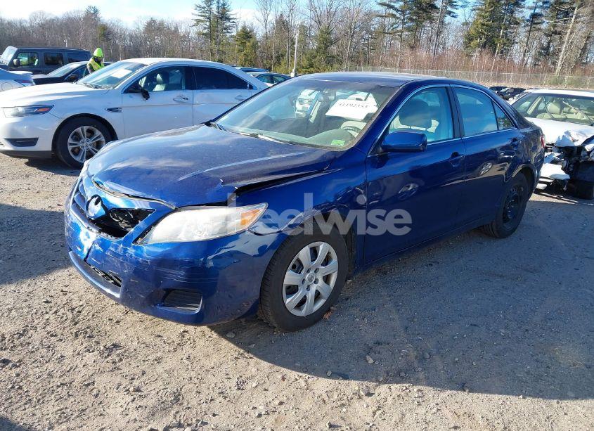 Photo 2 of 2010 Toyota Camry LE (VIN 4T4BF3EK3AR030608)
