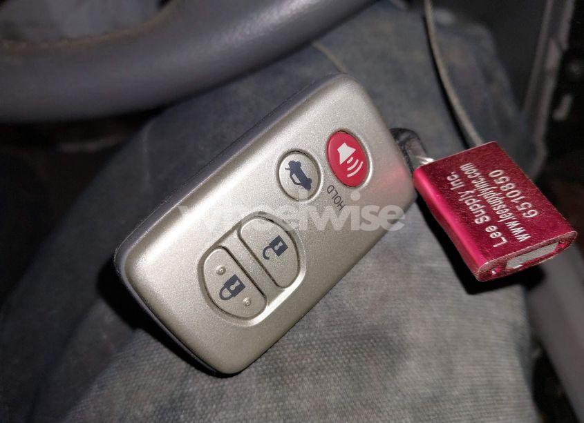 Photo 11 of 2010 Toyota Camry XLE (VIN 4T4BF3EK3AR038689)