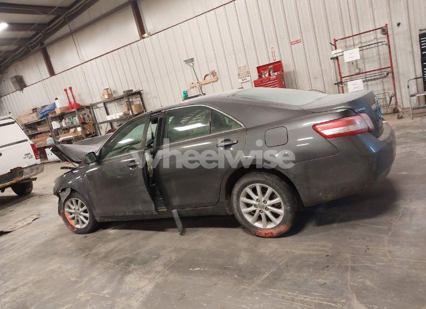 Photo 15 of 2010 Toyota Camry XLE (VIN 4T4BF3EK3AR038689)